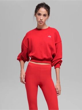 NWT Alo Cropped Accolade Crewneck